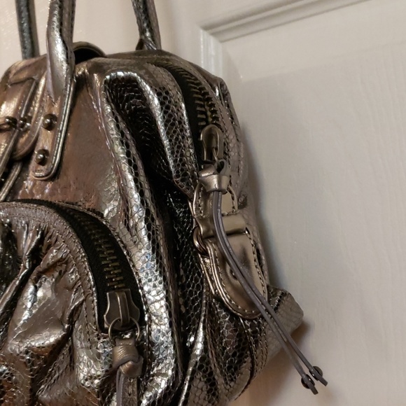 Botkier zip and turnlock satchel *brand new* - Picture 3 of 5